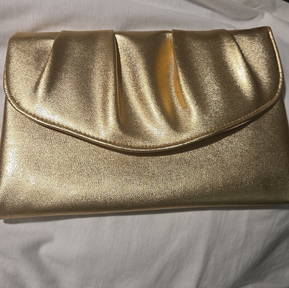Gold clutch purse, 100% Leather - Picture 4 of 5